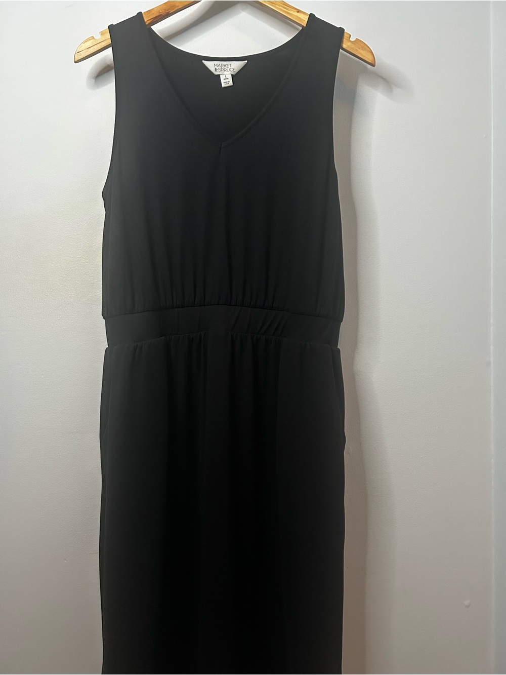 Market & Spruce Black V‑Neck Midi Dress with Defined Waist - Picture 1 of 7